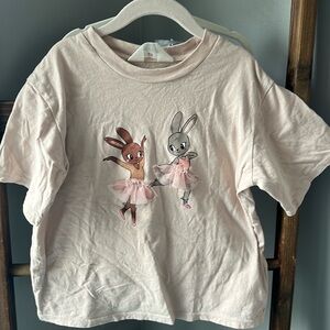 H&M kids dancing bunnies shirt 5T-6
